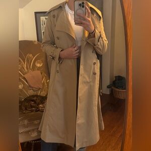 Fox Run Tan Trench Coat with Belt